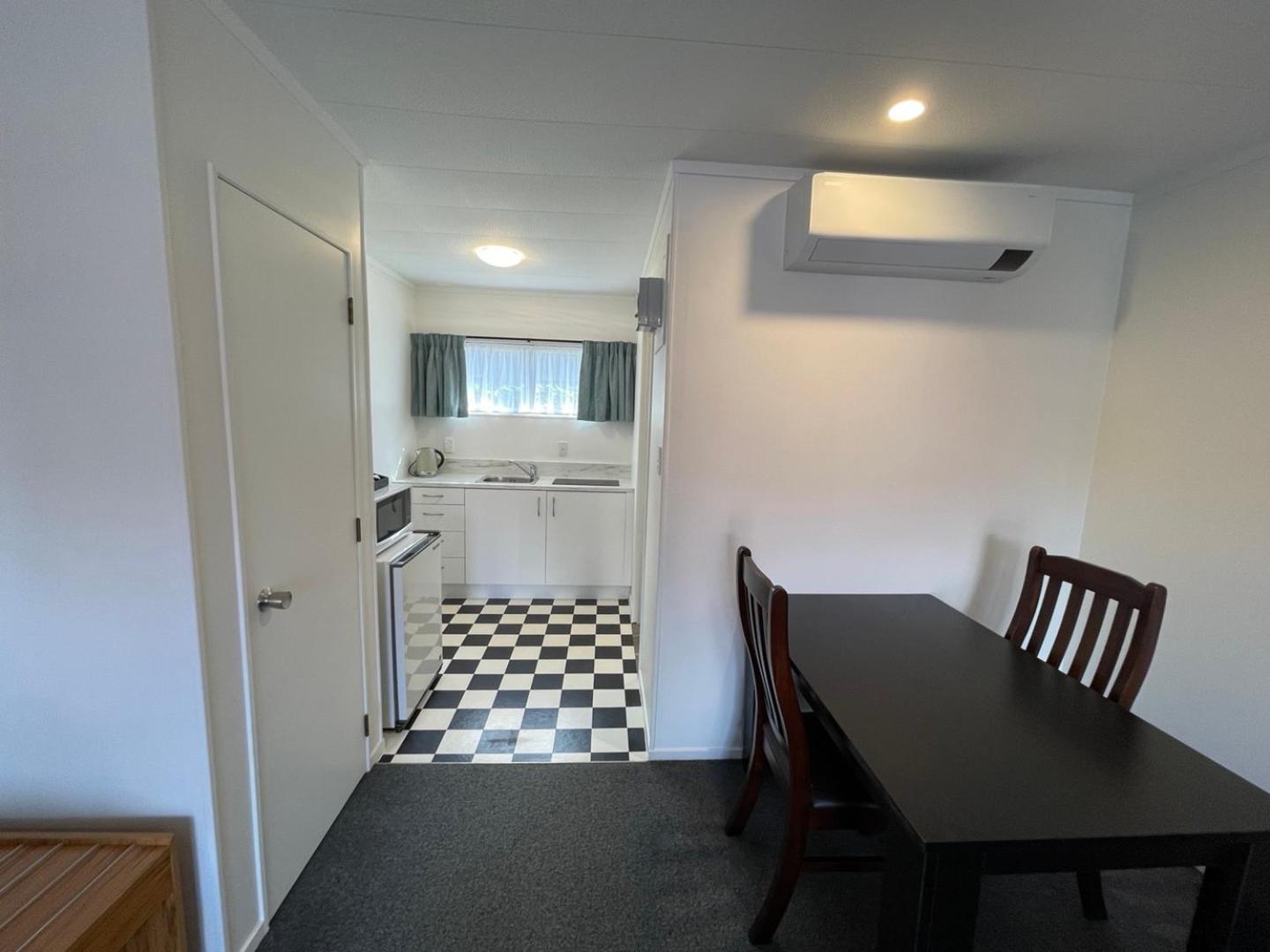 Cherry Court Motor Lodge Whangarei Buitenkant foto